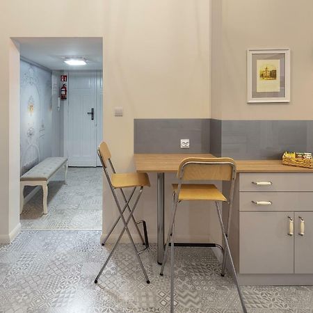 Apartamenty U Tuwima Лодзь Экстерьер фото