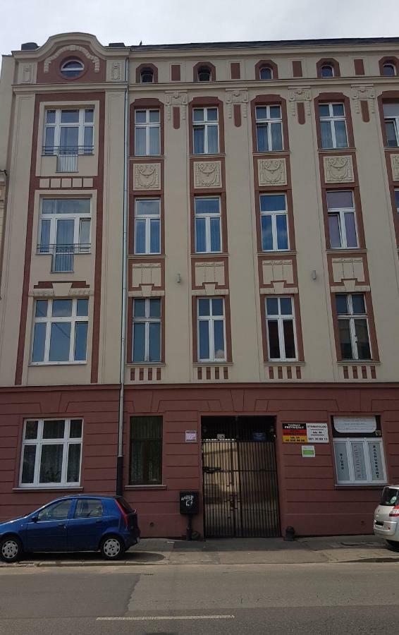 Apartamenty U Tuwima Лодзь Экстерьер фото